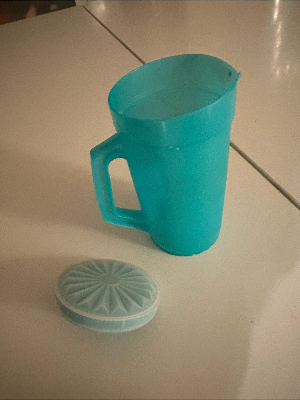 Tupperware Turquoise Plastic Pitcher for kids